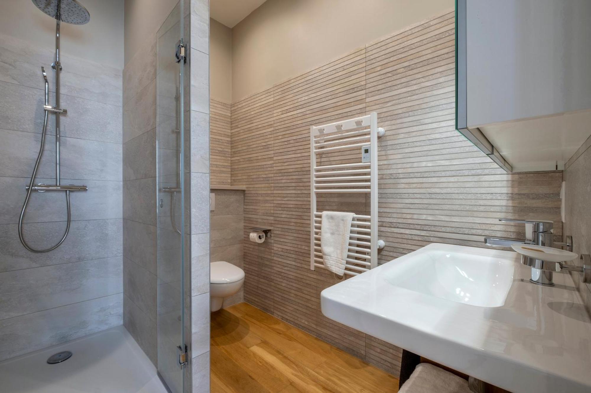 Escale Rochelaise B&B, Spa Bain Nordique Et Sauna Tonneau La Rochelle  Ngoại thất bức ảnh