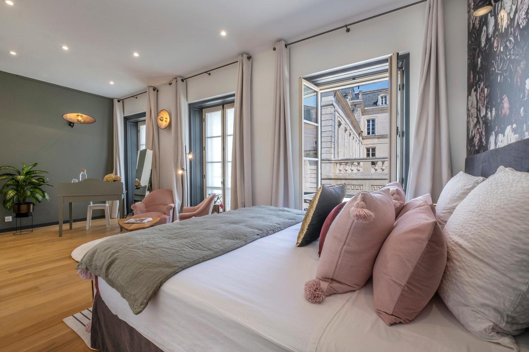 Escale Rochelaise B&B, Spa Bain Nordique Et Sauna Tonneau La Rochelle  Ngoại thất bức ảnh